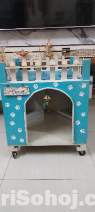 Cat house with laddar and useble roof
